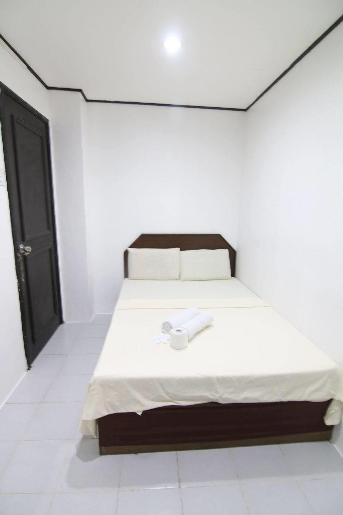 Hotel Juliano Μανίλα Εξωτερικό φωτογραφία